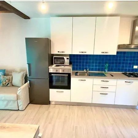 Villino Con Piscina Condominiale Dom wakacyjny *