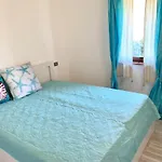 Villino Con Piscina Condominiale Ferienhaus